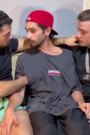 I Went to Visit My Old College Friend and Ended up Having Sex.