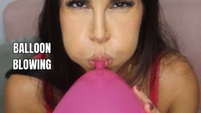 Balloon blowing - OnlyVanessa (custom clip)
