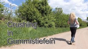 Crushing in wellies - Crushing in Gummistiefel
