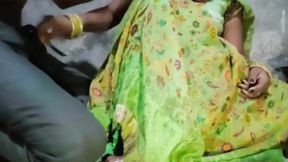 Bihari Desi Bhabhi Chodwati Hai Apne Chote Dewar Ka Body Dekhke (Hindi Audio)