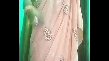 Indian Gay Crossdresser Bottom crossdressing in silky saree with heavy jwellery real homemade sex