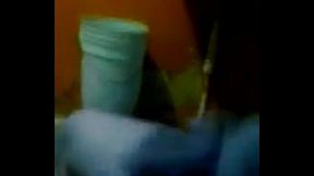 Masturbandose en el Ba&ntilde_o