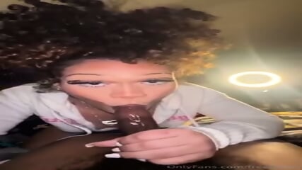 Sexy trans loves dick