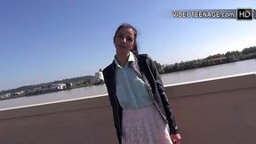 Amateur 19 y.o. skinny brunette girl does her first anal casting