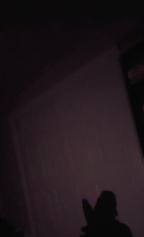 Cum shadow puppets