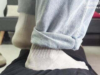 POV Trample Therapie: Soft Weenie and Body Trampling Footjob - socks, barefoot, shoes! - Bellafussara