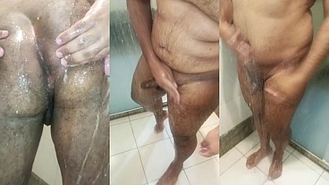 Gordinho mostrando cuzinho