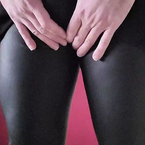 Masturbation in leggings