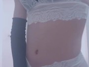 Twink sissy crossdresser se chauffe en attendant dadh