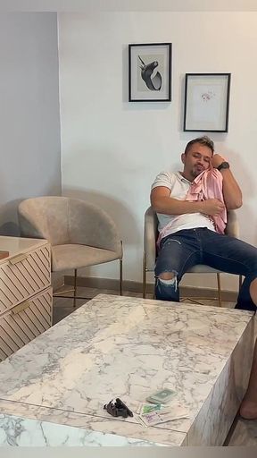 I Fuck My Husband with a Big Big Black Cock, He Almost Breaks My Pussy