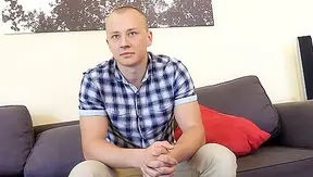 Desperate Dandy Takes Fast Anal Blowjob to Pay Off Debts – GayPornHub