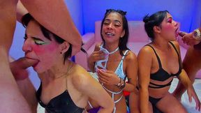lesbians having hard gangbang with dildo ..