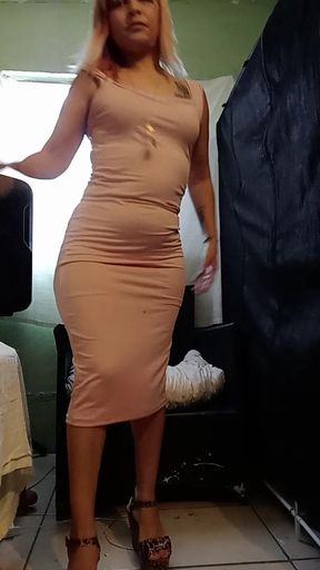 I come from the wedding very hot