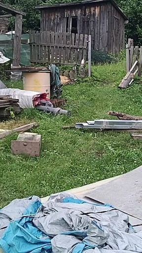 Naked in the Garden: Dirty Handjob in the Pool