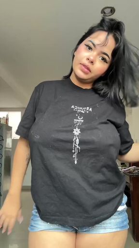 Plus-size black pro gets freaky solo