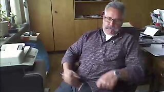 Pope has a quick jack off at the office