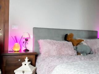 Brunette hair Hair Big Butt Ebony Latin Hottie Convinces Roomate to JOI and this sweetheart Fucks her Ass and Wet Pussy to Squirt