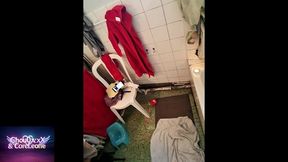 video num7 le bain ... calme , posee puis coreleone arrive pour me prendre...