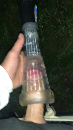 OUTSIDE CUM IN A SUCKMASHINE
