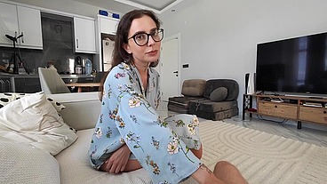 Breeding my Young Stepmother