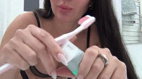 I brush my teeth and blow bubbles 2d