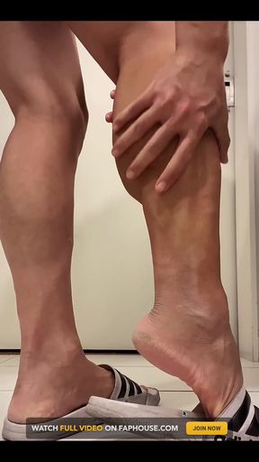 I forgot to put lotion, so I'll have to do this again