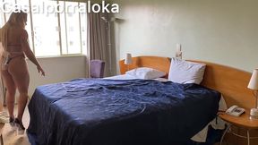 esposa flagra empregada tarando seu marido e obriga ela a foder com ele