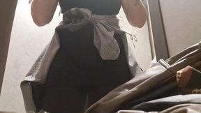 italian stepmother shows her ass in a clothes shop 4k