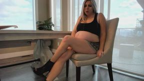 Pregnant Pee Desperation