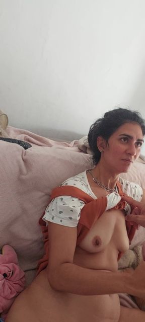 Vanessinha Gave Her Morning Blowjob to Start the Day in a Good Mood