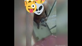 Shower bathroom afro latino colombia