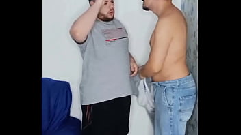 Achei Um Viado Na Balada e Levei Pra Casa Pra Me Aliviar No Rabo Dele - Parte 2