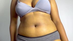 ගෙට රින්ගලා කිම්බ ලෙවකන්න හොදම වෙලාව She call me to play squirt game when family goes out