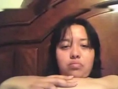 Curvy Latina on Cam Shows Off Her Hairy Assets