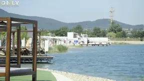 Hot yacht babe gets fucked and creampied