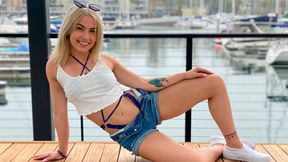 Gorgeous blonde Chanel Camryn sucks a nice penis in the knees