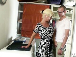 GERMAN STEP SON TEMPT STEP MUM TO GET 1ST CREAMPIE SCREW