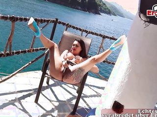 ”German Agent Meet Latin Stepmom For Snatch Masturbation”