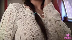 Pussy&#x270C; Wetting Amira Q Plays Hard with Glass&#x73A9;&#x5177;!