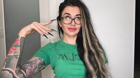 Finger snapping and sucking fingers with green long nails, long hair, glasses and face