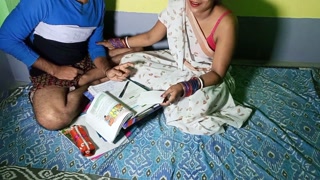 हॉट सेक्सी देसी प्राइवेट ट्यूटर के साथ चुदाई ! हिंदी टॉकिंग के साथ