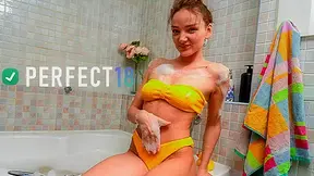 Who doesn’t love a Full Bush? Olivia Trunk Orgasming for Perfect18