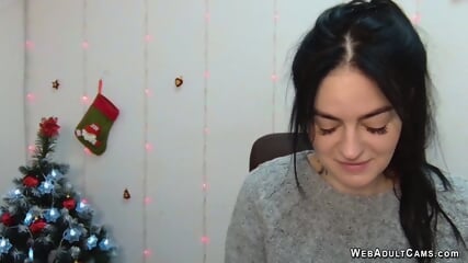 Amateur Ukrainian babe LeksyPapii on webcam on Xmass Eve