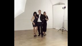 La suite de ce shoot o&ugrave_ je fais tomber ma robe pour mes fans