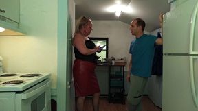 guy decides to dress as woman for the first time