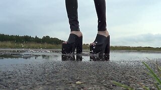 walking in extreme platform mules and outdoor cumshot