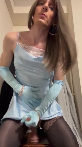Jess Silk Rides Dildo