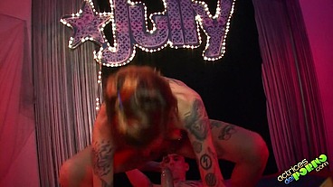 Un show privado en el Salón Erótico de Valencia