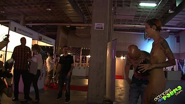 Un show privado en el Salón Erótico de Valencia