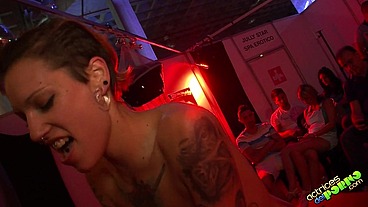 Un show privado en el Salón Erótico de Valencia